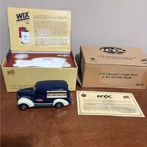 First Gear 1939 Chevrolet Canopy Panel Diecast Wix Filters Blue 99074